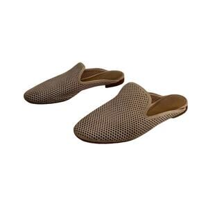 Frye Women's Gwen Perforated Suede Flat Mules Tan Size 7 Boho Cushioned Slip On